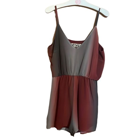 •ENVY•SHEER RED WINE/SMOKE GRAY SPAGHETTI STRAP ROMPER IN SIZE SMALL (NWOT) - Picture 1 of 9